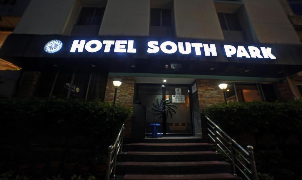 Hotel South Park Jamshedpur Bagian luar foto